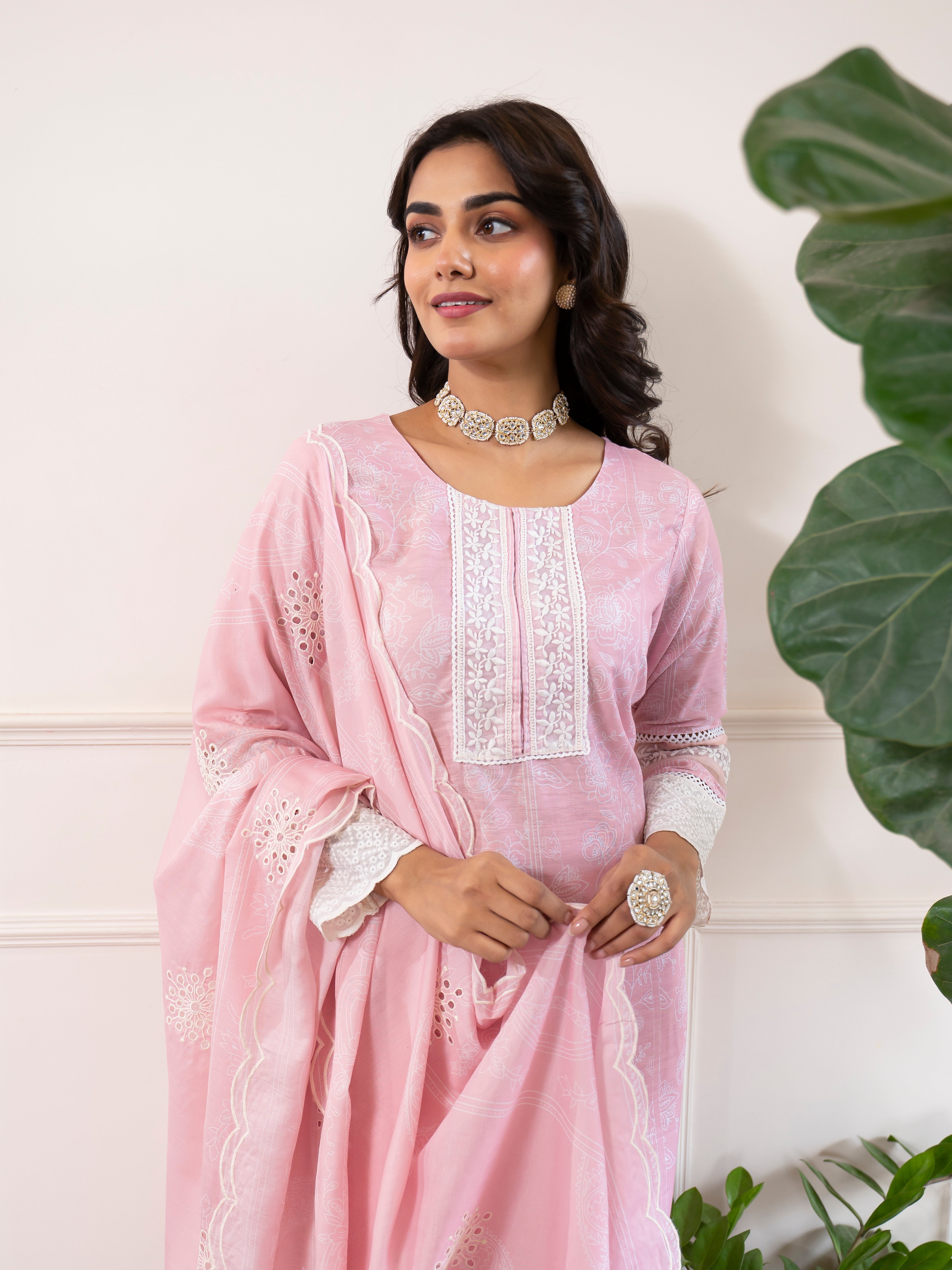 MISHNEE FASHION Women Linen Blend Kurti Pant Dupatta Set