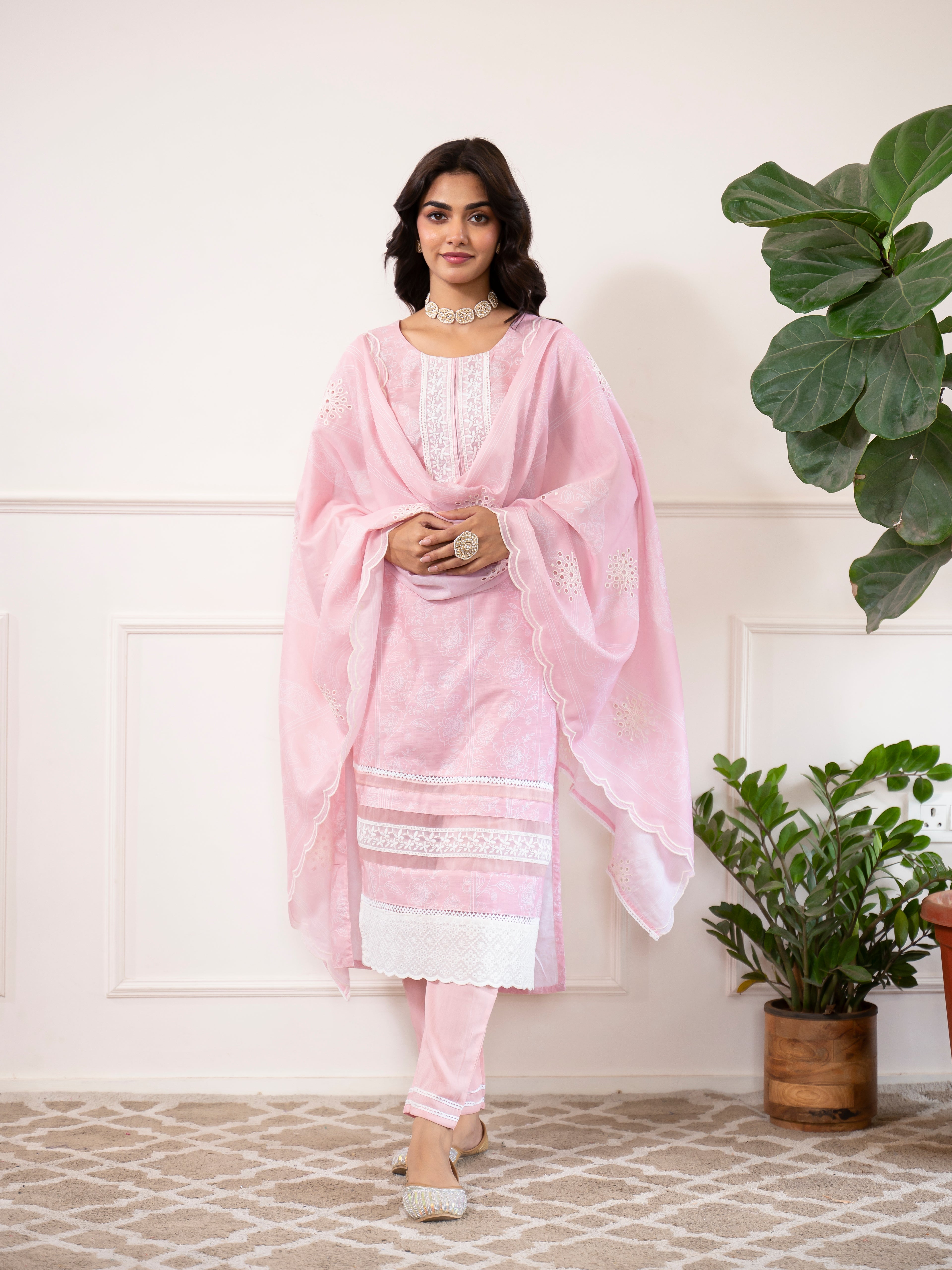 MISHNEE FASHION Women Linen Blend Kurti Pant Dupatta Set