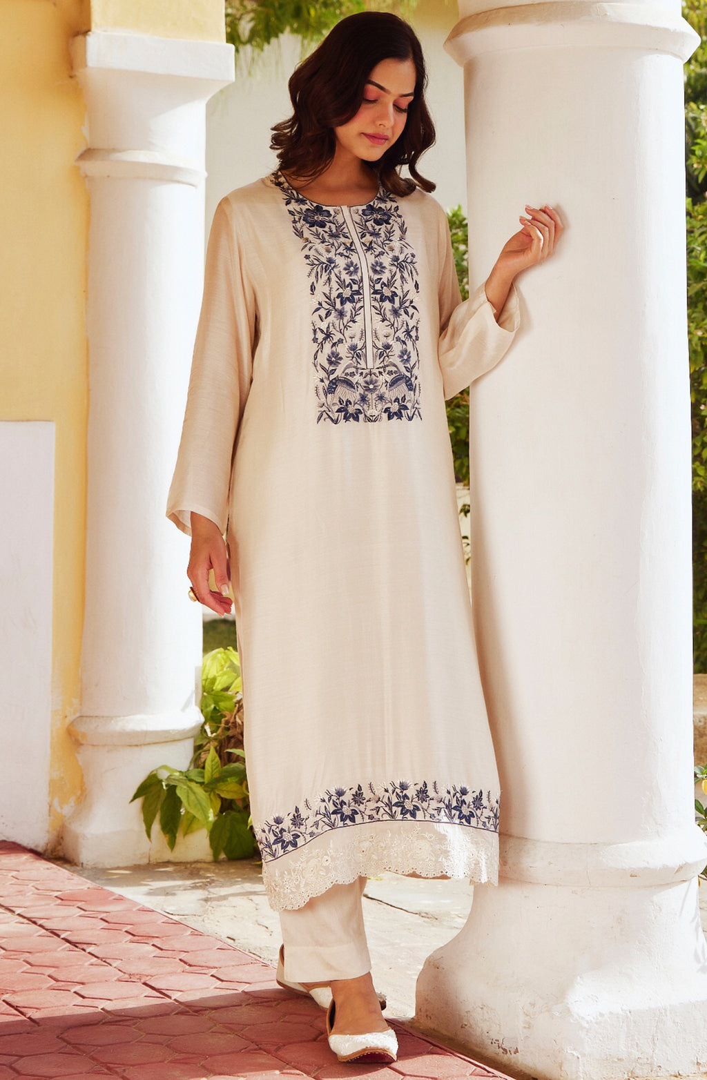 MISHNEE FASHION Women Viscose Rayon Kurti Pant Dupatta Set